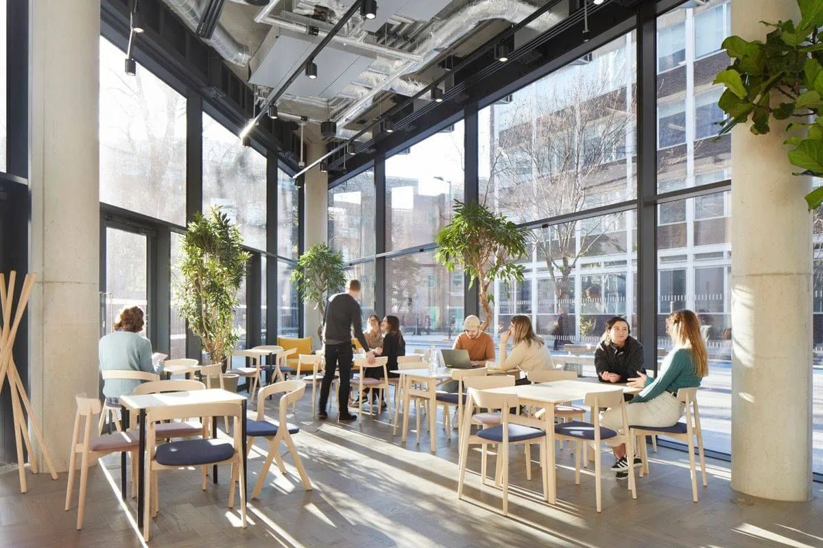 Fora - 241 Southwark Bridge Road, Cafeteria, London