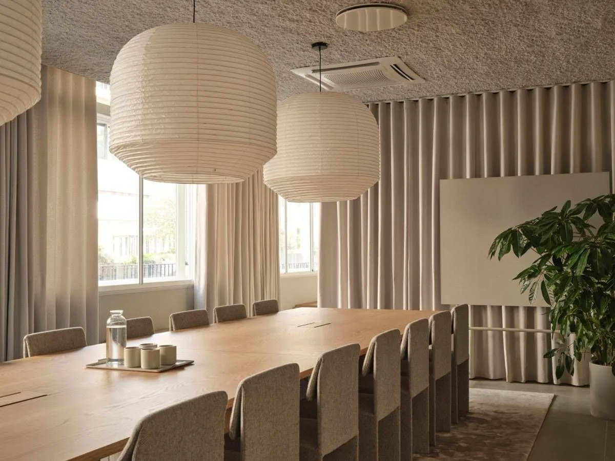 Fora - Chancery House, Meeting room for 12 people, London