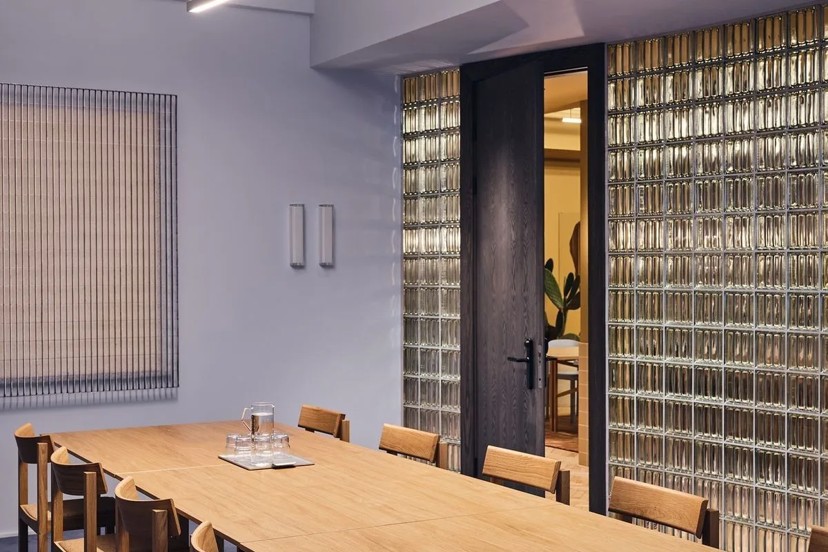 Fora - Douglas House, Meeting room for 8 people, London