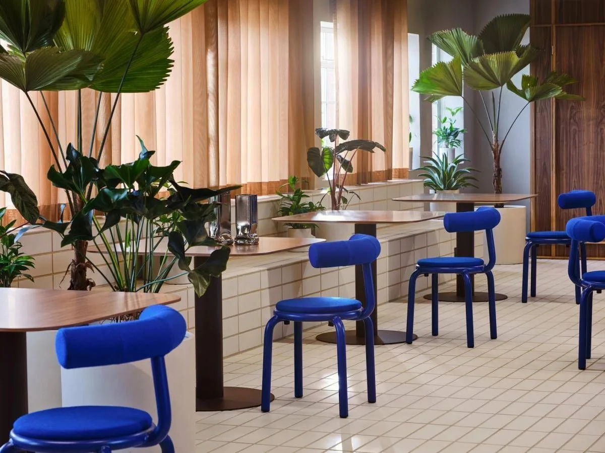 Fora - Douglas House, Cafeteria, London