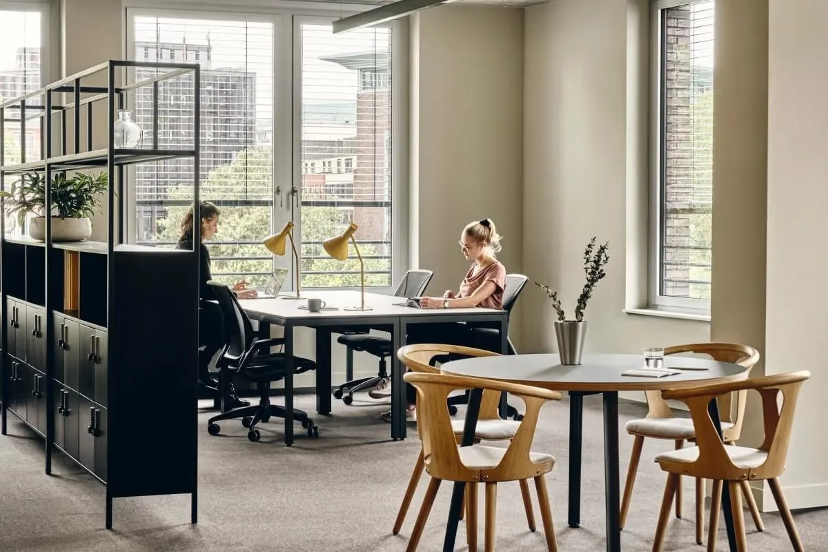 Fora - Haus am Domplatz, Open-plan office, Hamburg