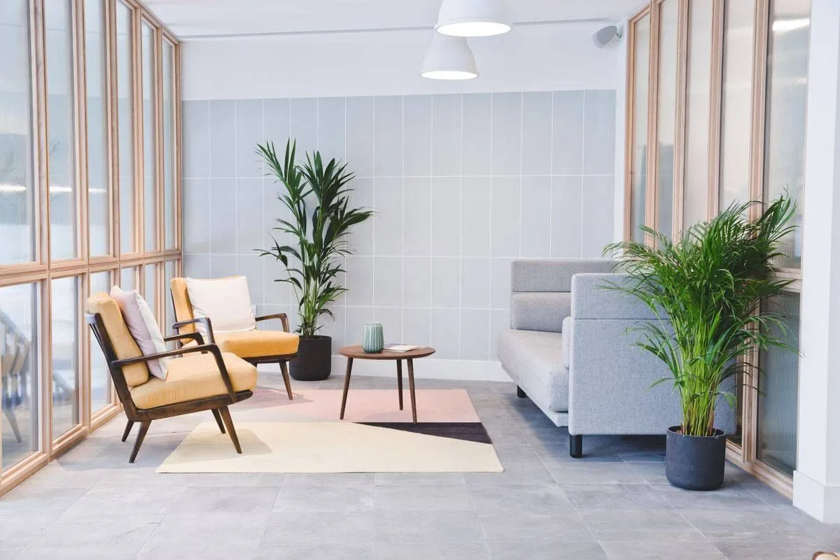 Fora - Lloyd's Avenue, Lounge, London