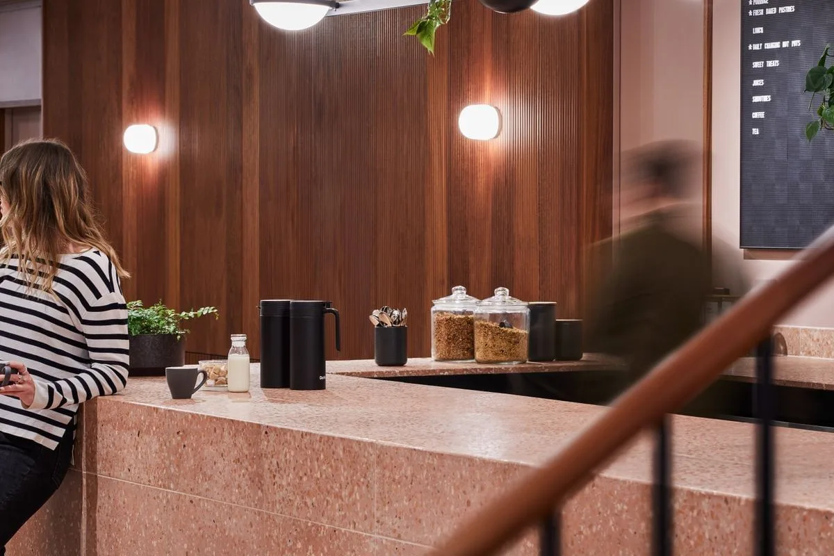 Fora - One Canada Square, Cafétéria, Londres