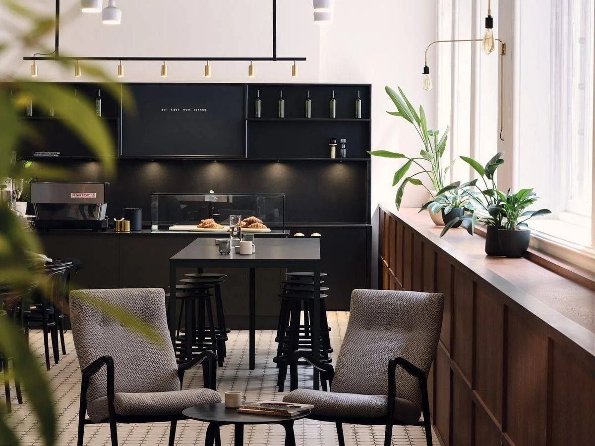Fora - Warnford Court, Cafeteria, London
