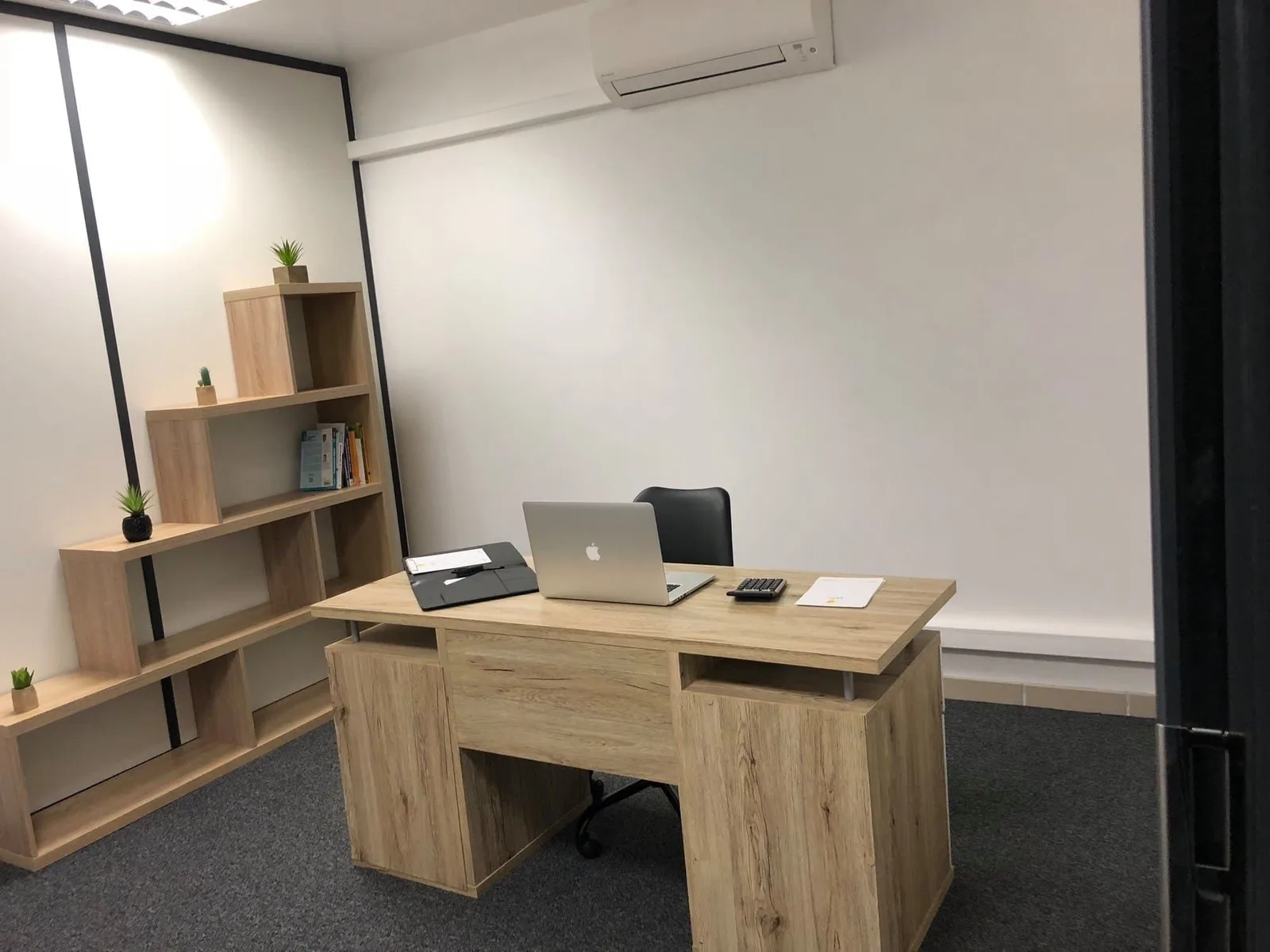 La Fourmilière , Bureau privatif 1 poste, Ecquevilly