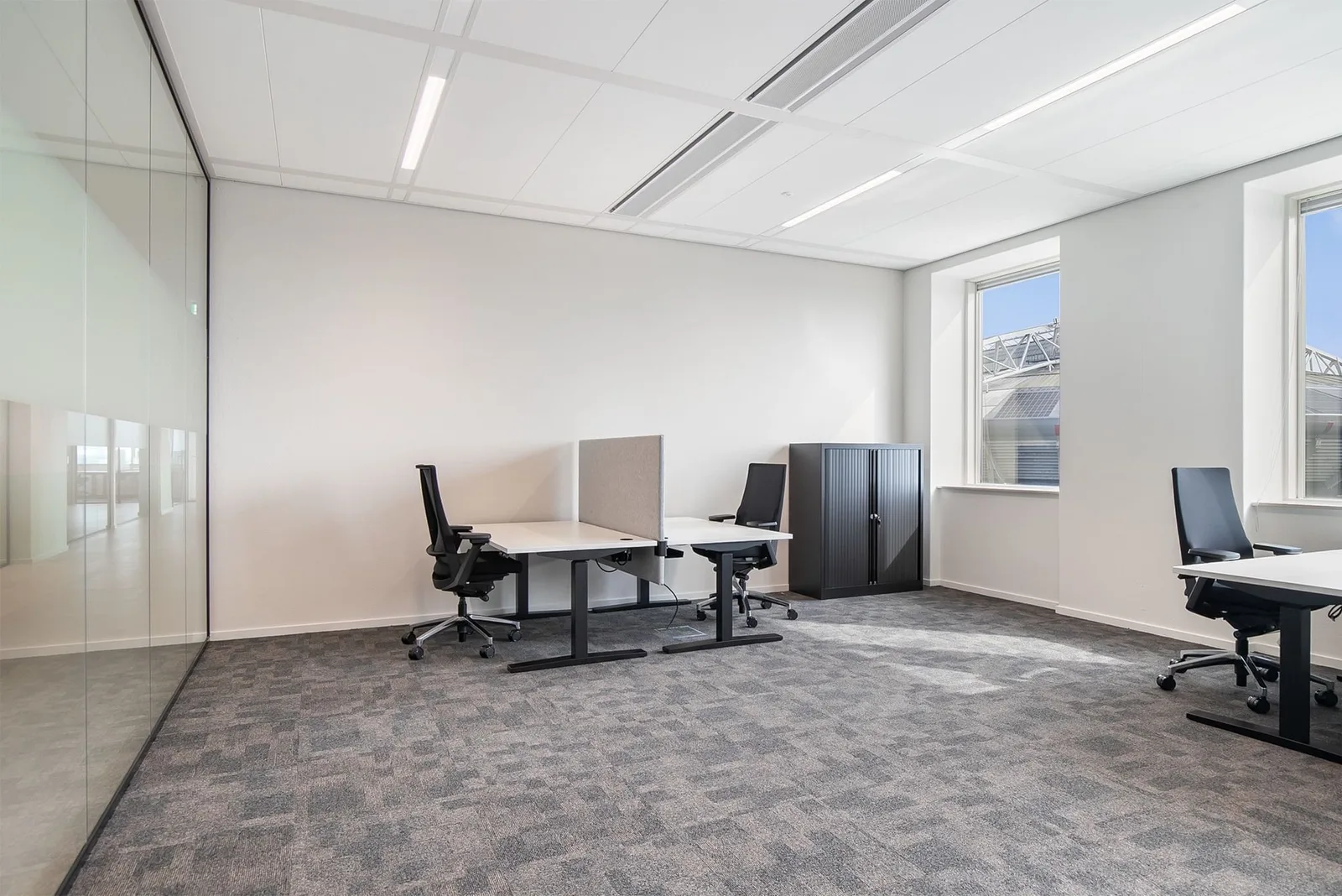 Frame Offices Amsterdam Arena, Private office, 3 desks, Amsterdam