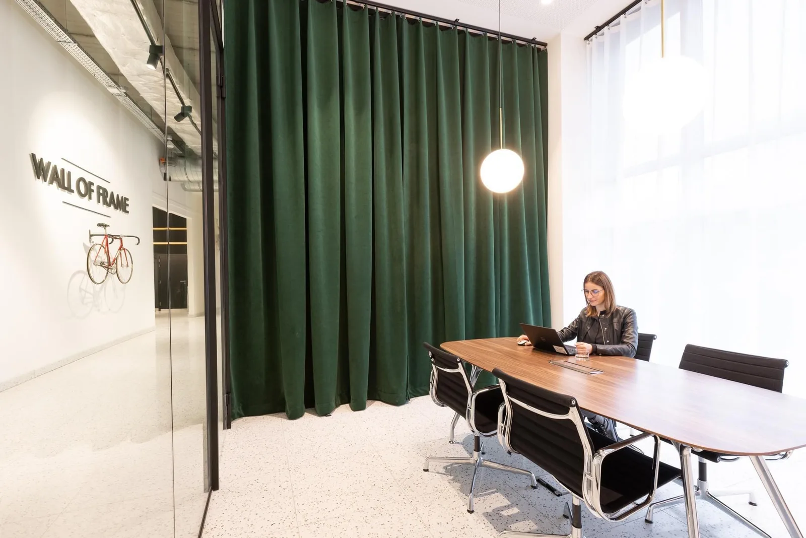 Frame21 Brussels Airport, Meeting room for 6 people, Zaventem