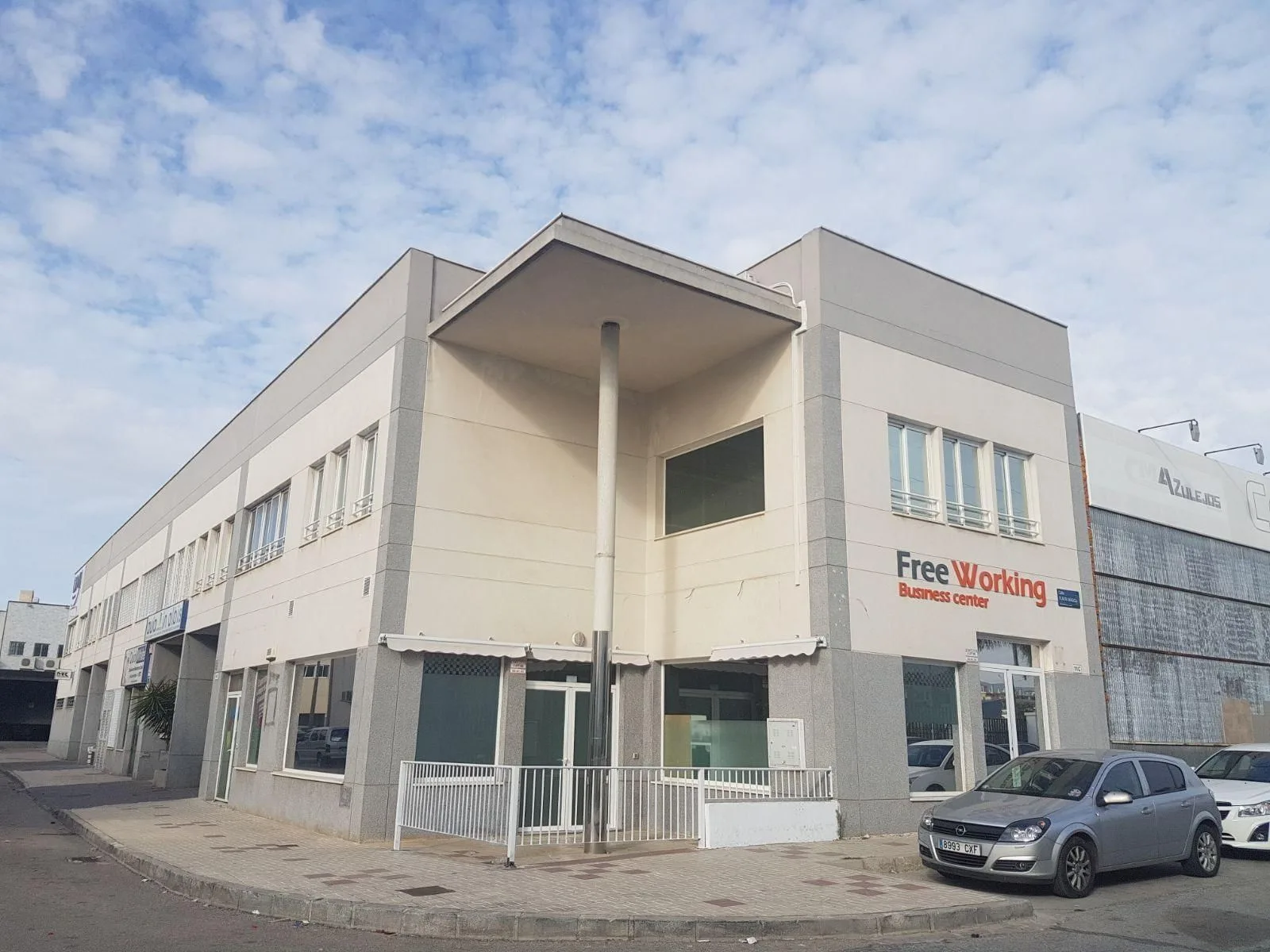 Free Working, Building facade, Málaga