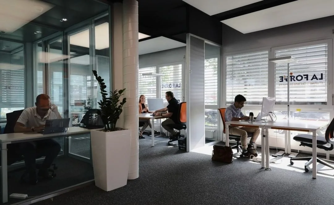 Le Garage - EPFL Innovation Park, Open-plan office, Lausanne