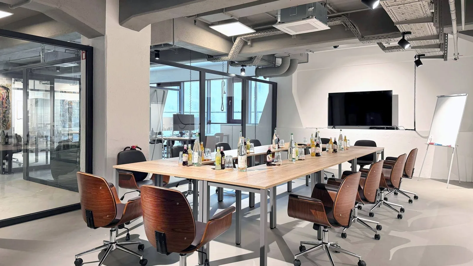 Garage127 Coworking Kantstraße, Meeting room for 14 people, Berlin