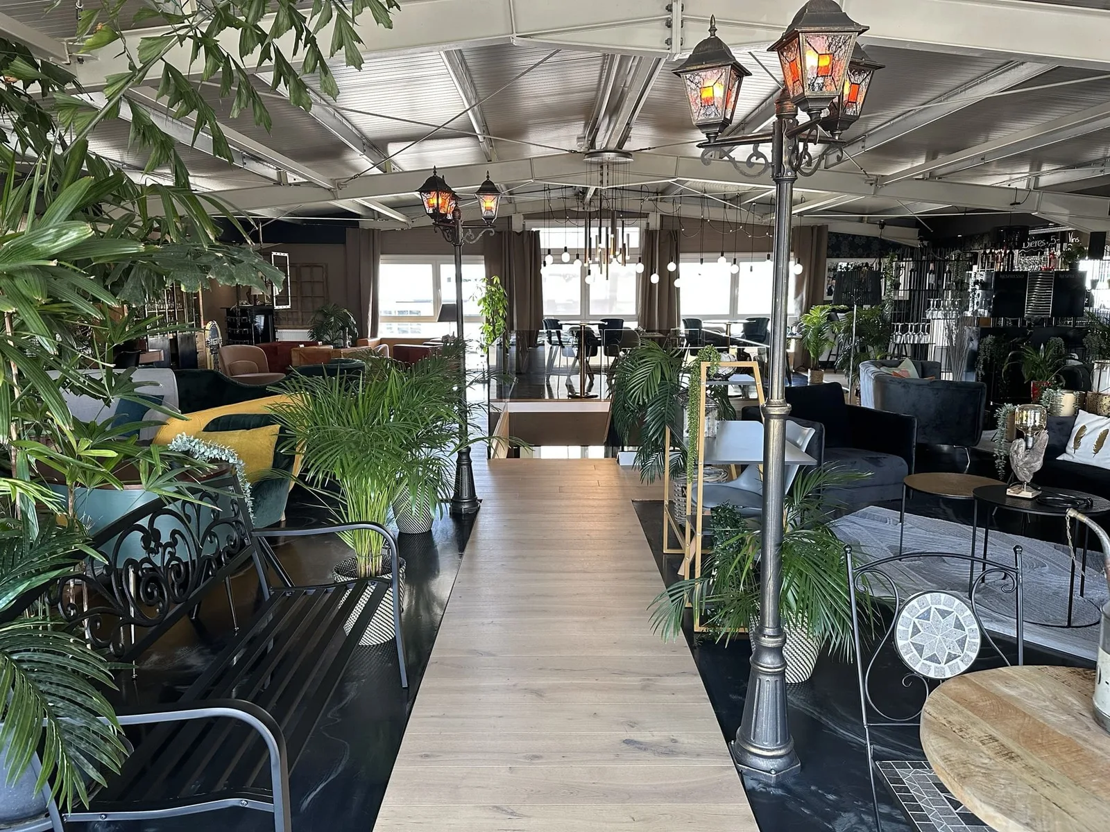 GateNine Work Lounge, Lounge, Gampelen