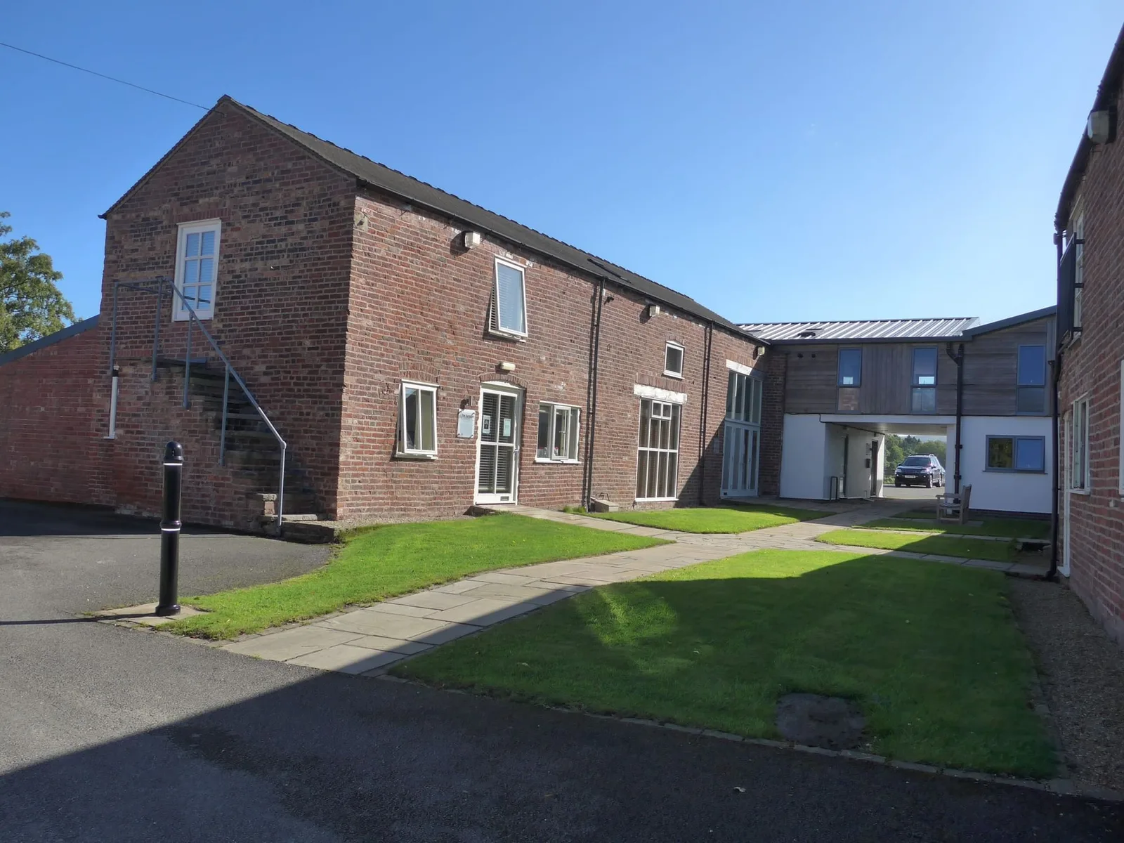 Gawsworth Business Court, Building facade, Congleton