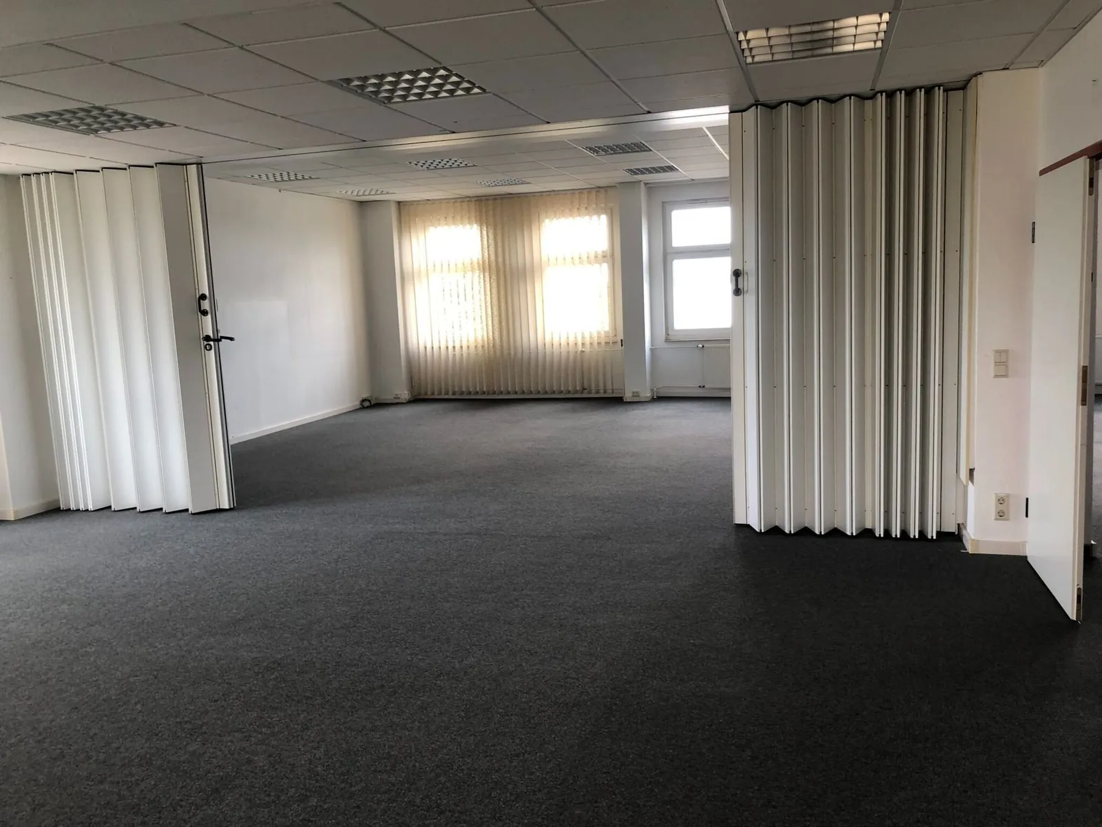 Gewerbepark Zossen, Open-plan office, Zossen