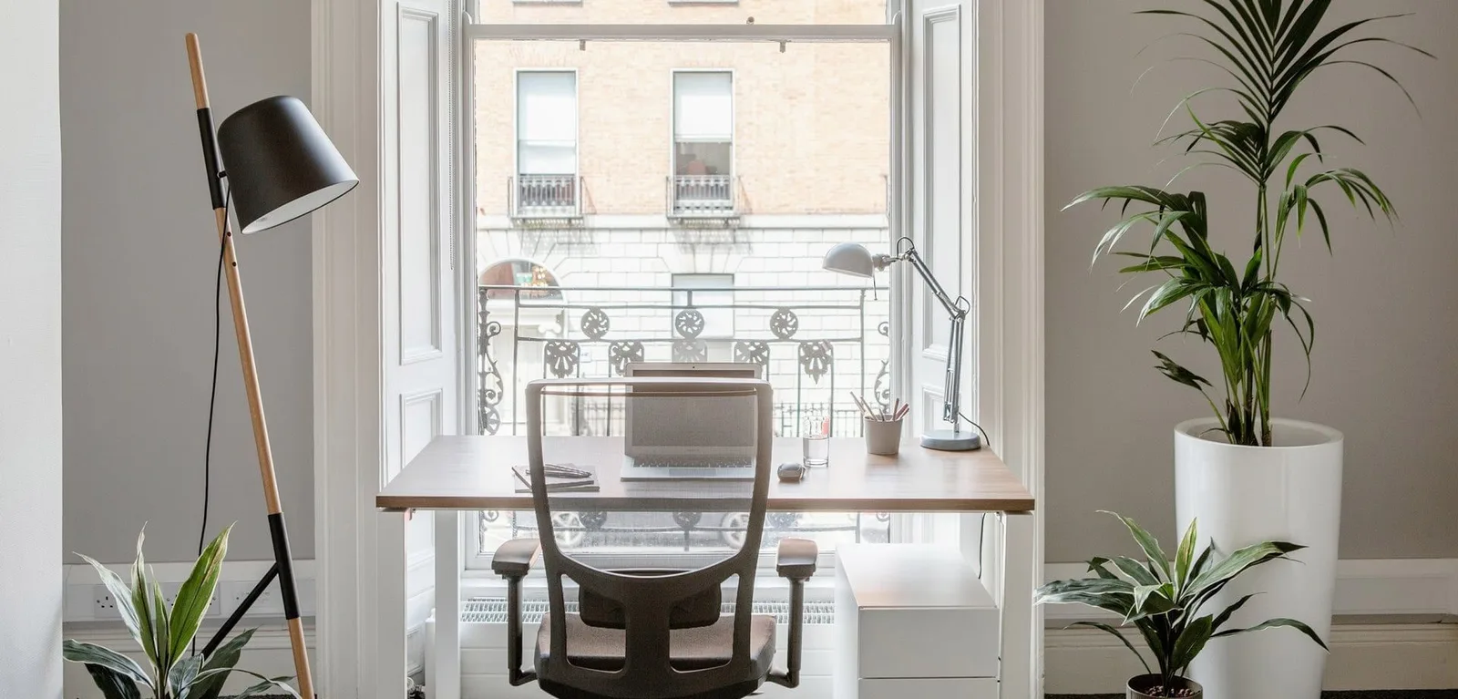 Glandore 16 Fitzwilliam Place, Private office, 1 desk, Dublin