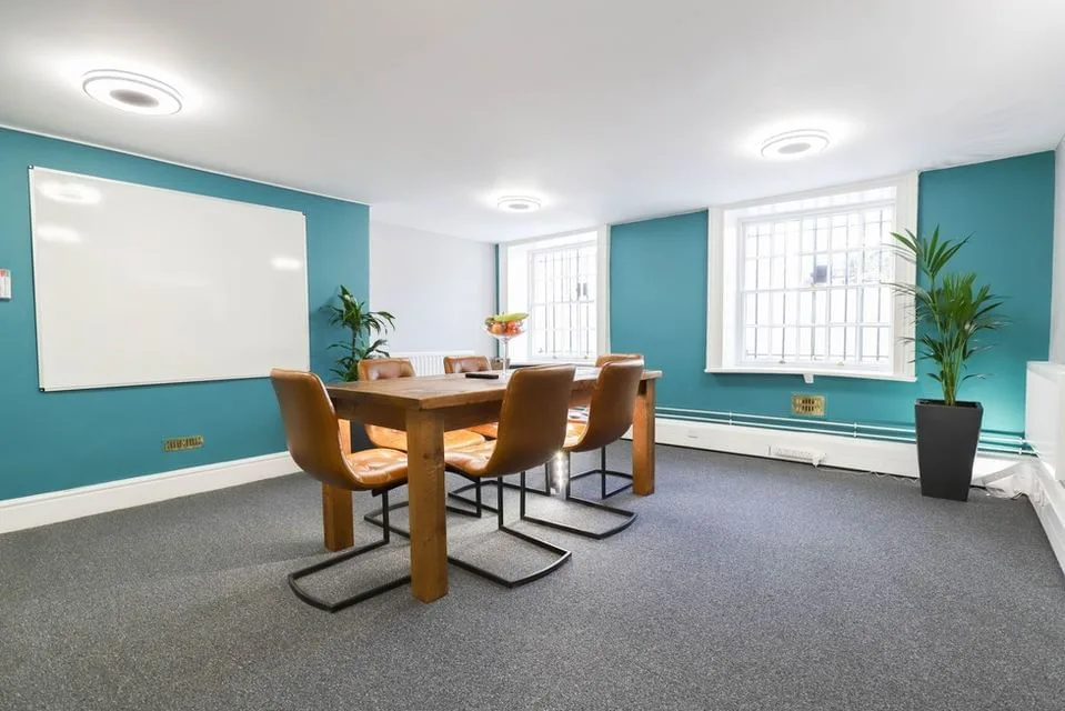 GLfifty Serviced Offices, Salle de réunion 6 personnes, Cheltenham
