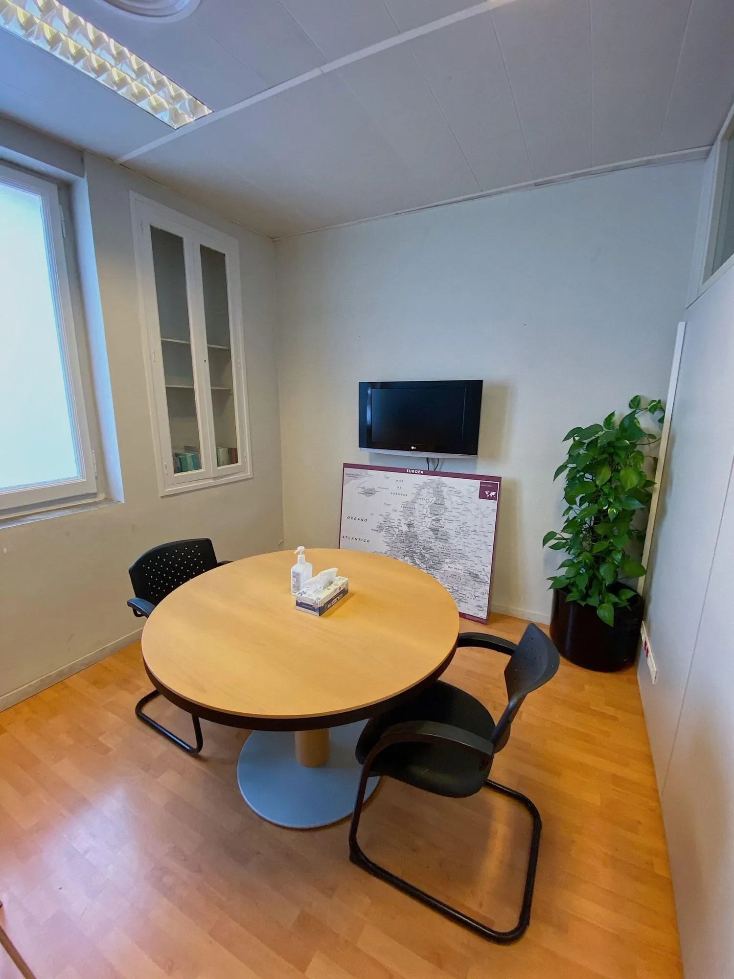 Global Office, Sala de reuniones para 2 personas, Manresa