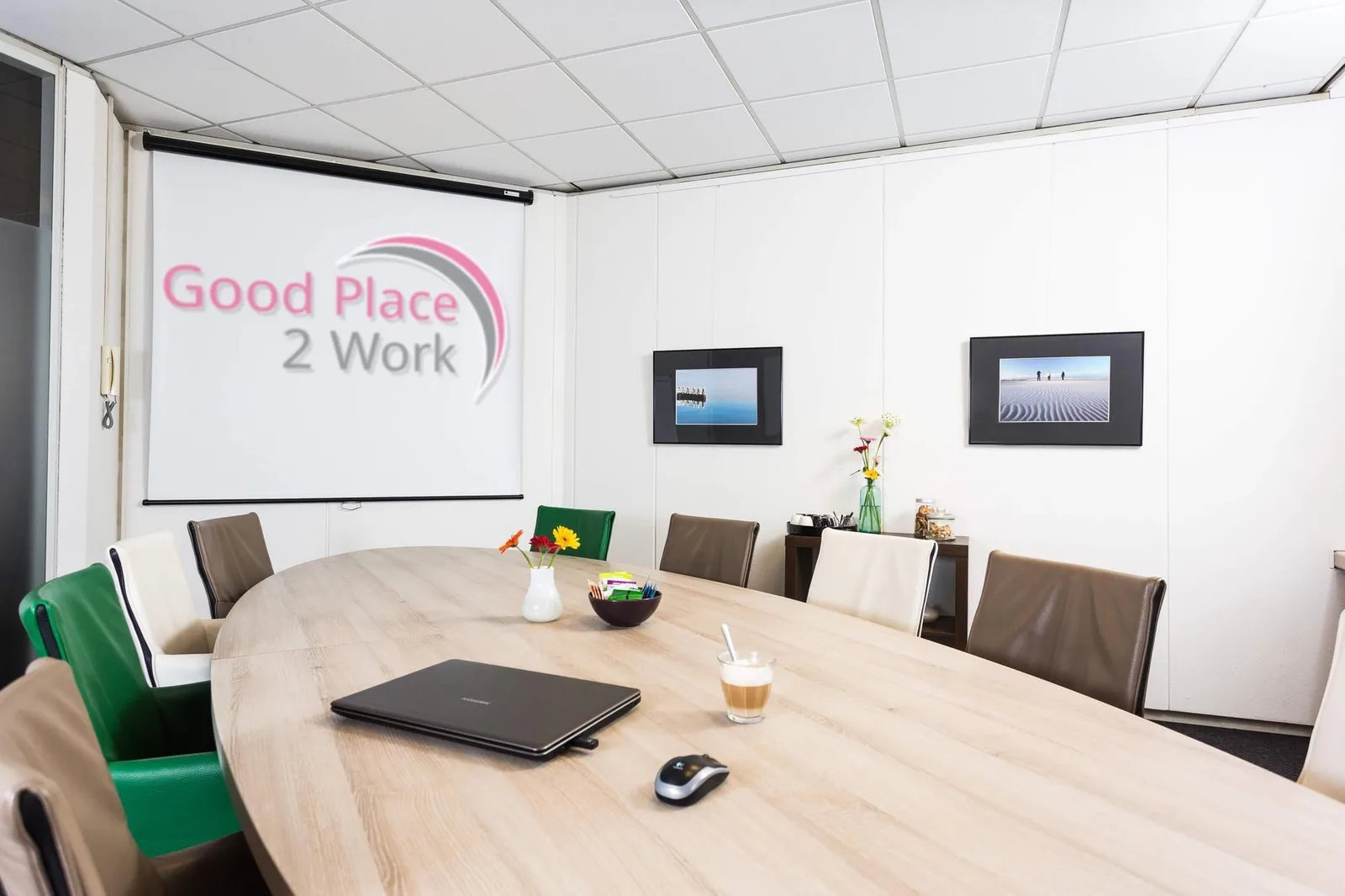 Good Place 2 Work, Vergaderruimte voor 8 personen, Rotterdam