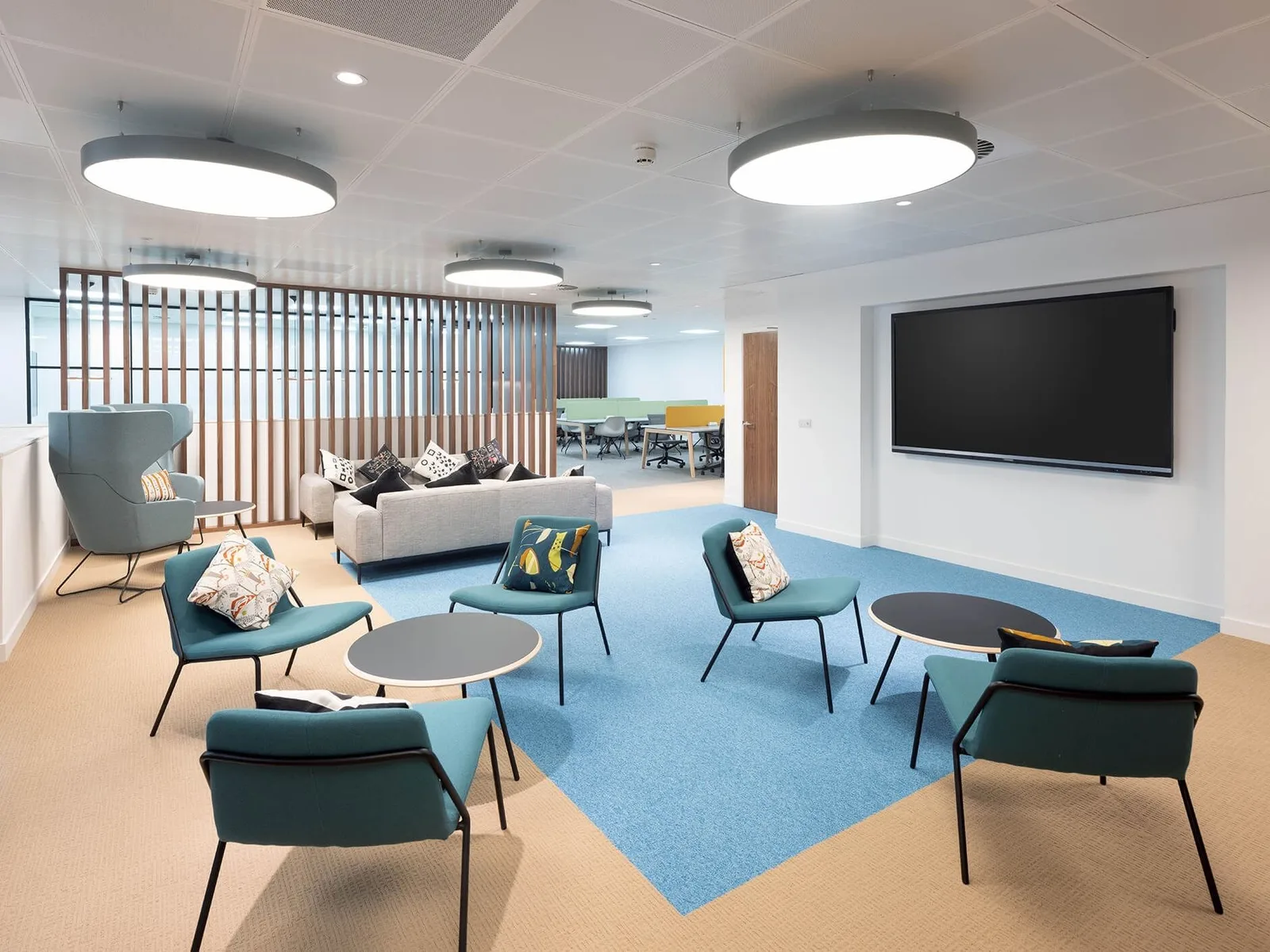 Graft Life, Lounge, Glasgow