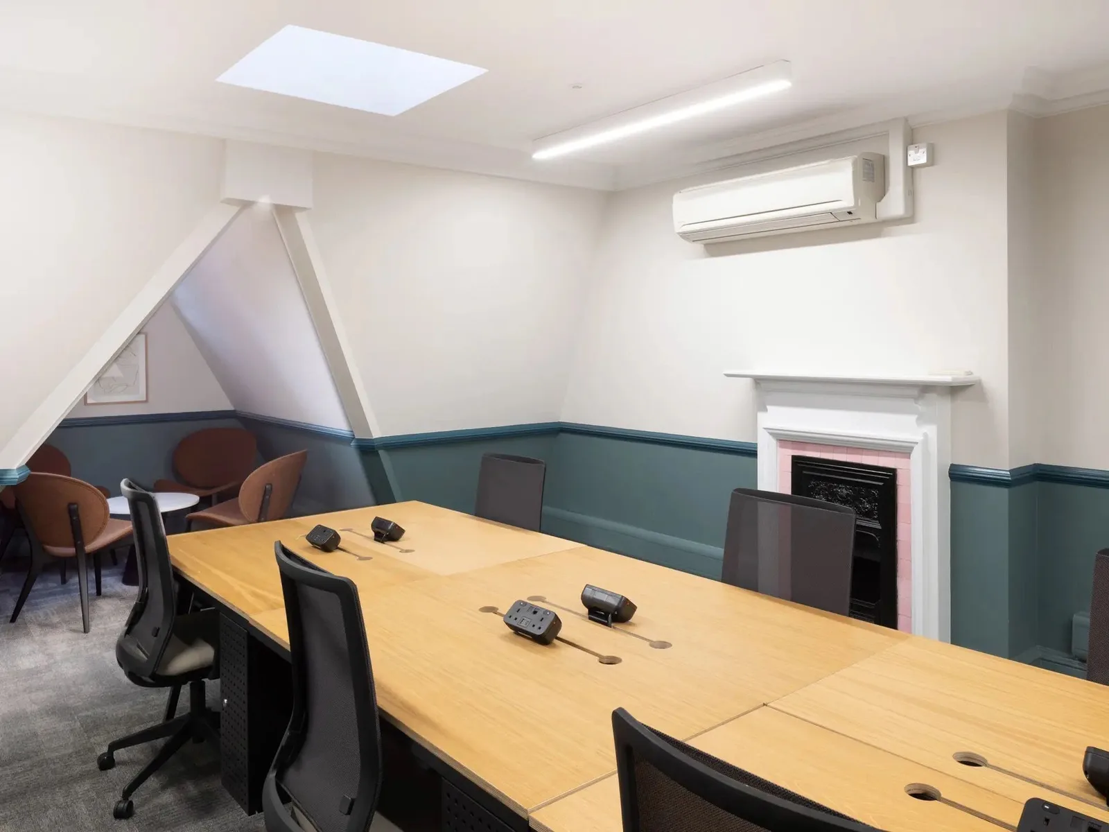 Grosvenor - 130/132 Buckingham Palace Road, Private office, 6 desks, London