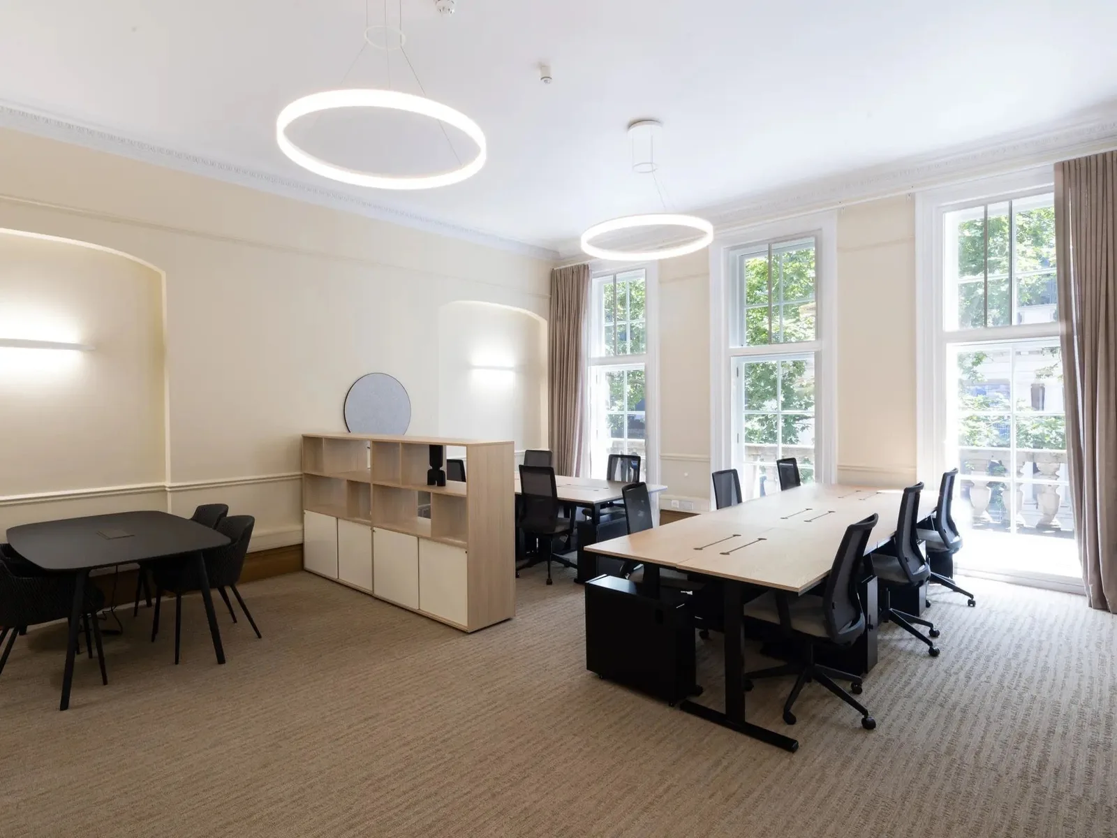 Grosvenor -142 Buckingham Palace Road, Open-plan office, London