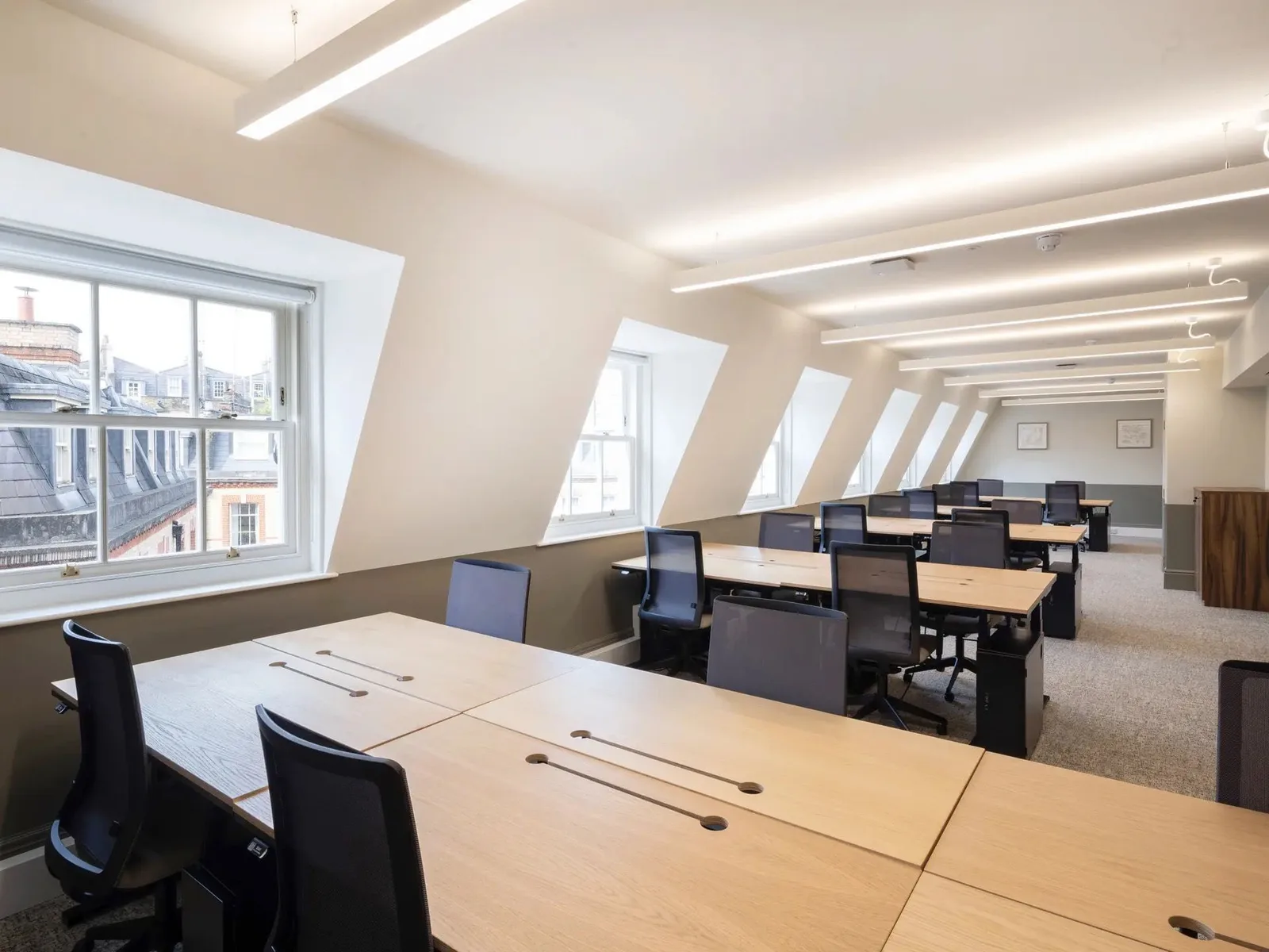 Grosvenor - 22 Grosvenor Gardens Mews North, Open-plan office, London