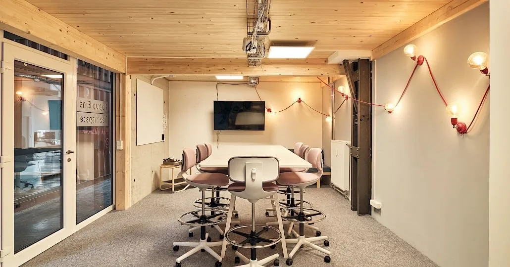 Grünhof Coworking - Kreativpark Lokhalle, Besprechungsraum für 8 Personen, Freiburg im Breisgau