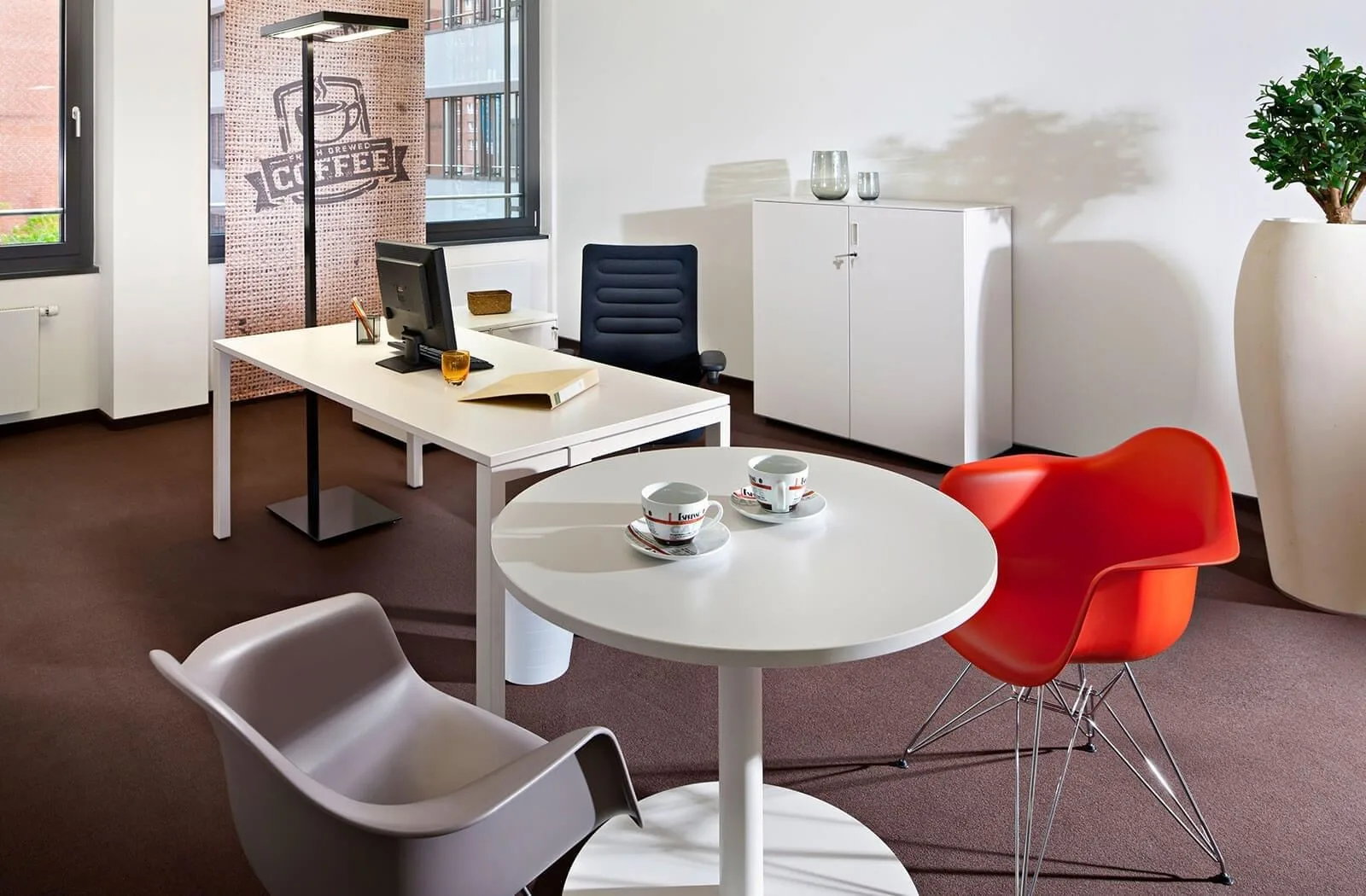 H82 Hamburg, Privatbüro mit 1 Arbeitsplatz, Hamburg
