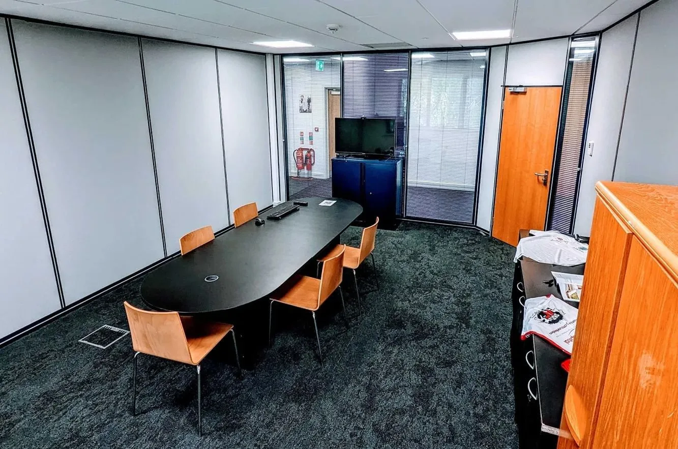 Halesowen Office, Meeting room for 5 people, Halesowen