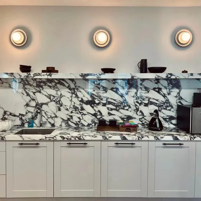 Halkin - 14 Hanover Square, Cuisine, Londres