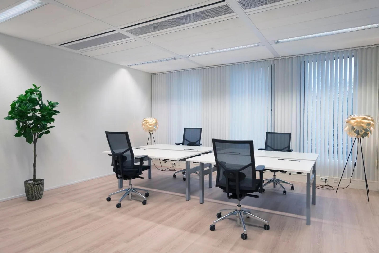Handelsplein Serviced Offices, Private office, 4 desks, Amstelveen