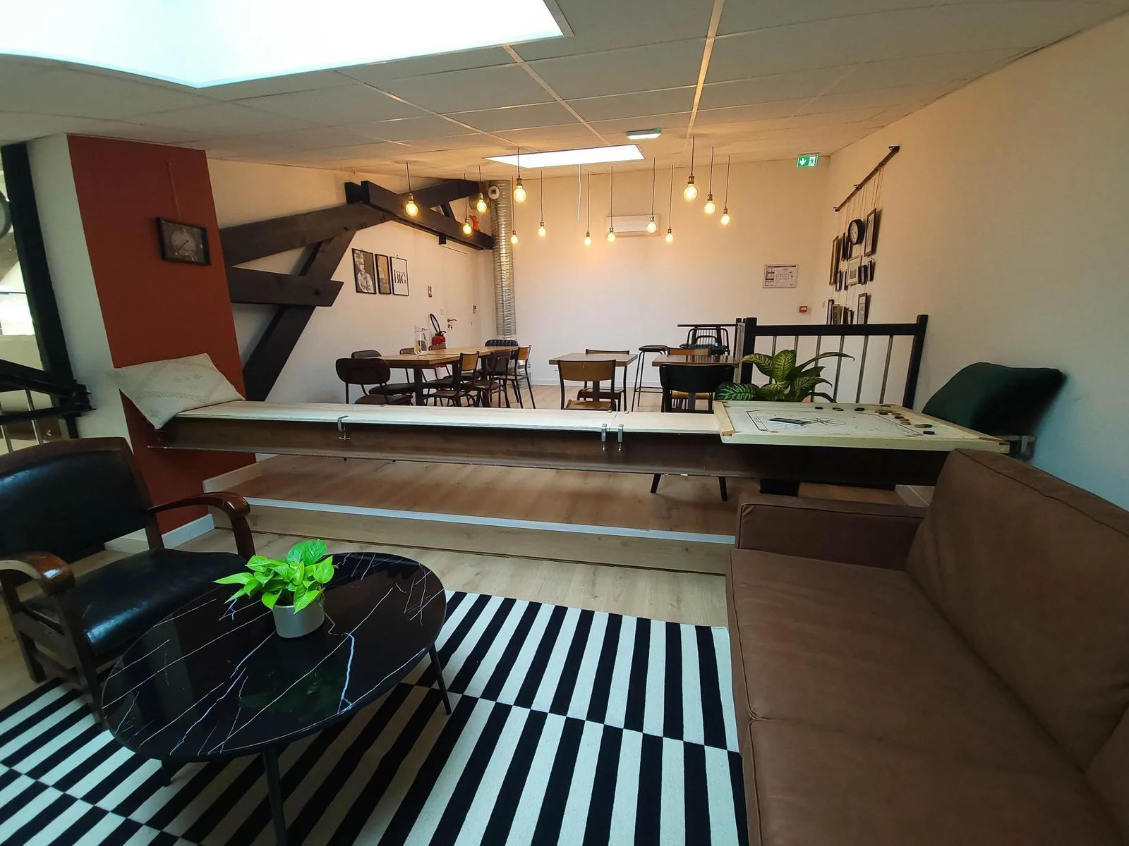 Hangar 16, Lounge, Nantes