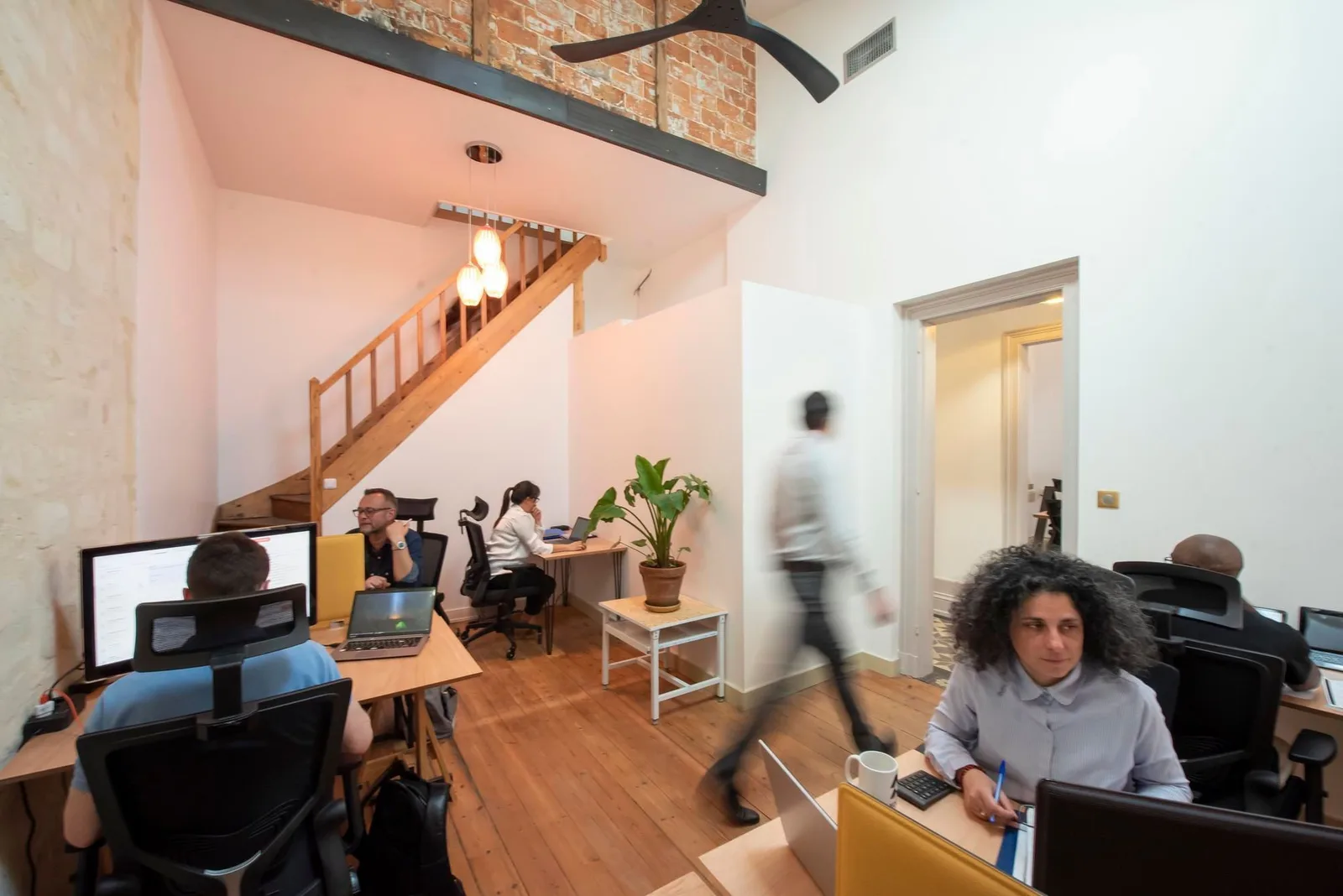 Le Hangar Saint Jean, Open-plan office, Bordeaux