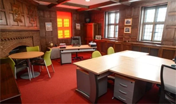 Hart House Business Centre, Private office, 4 desks, Luton