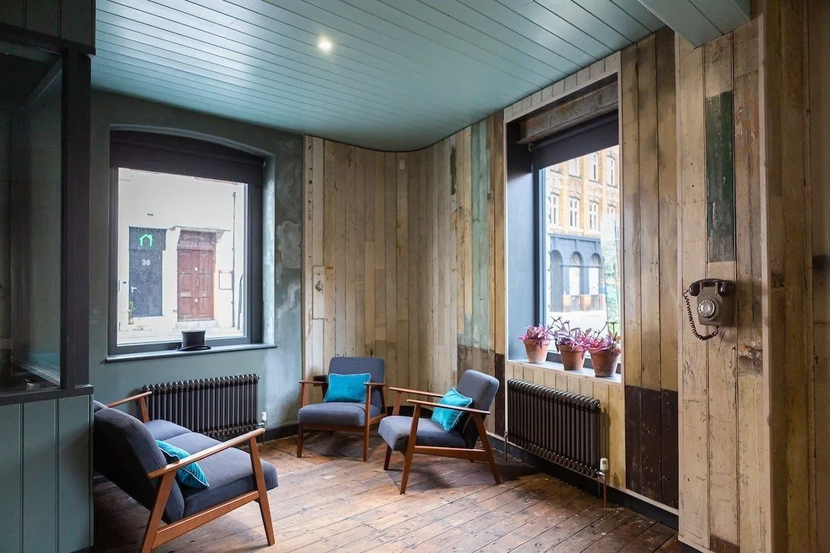 Hat Works, Lounge, Luton