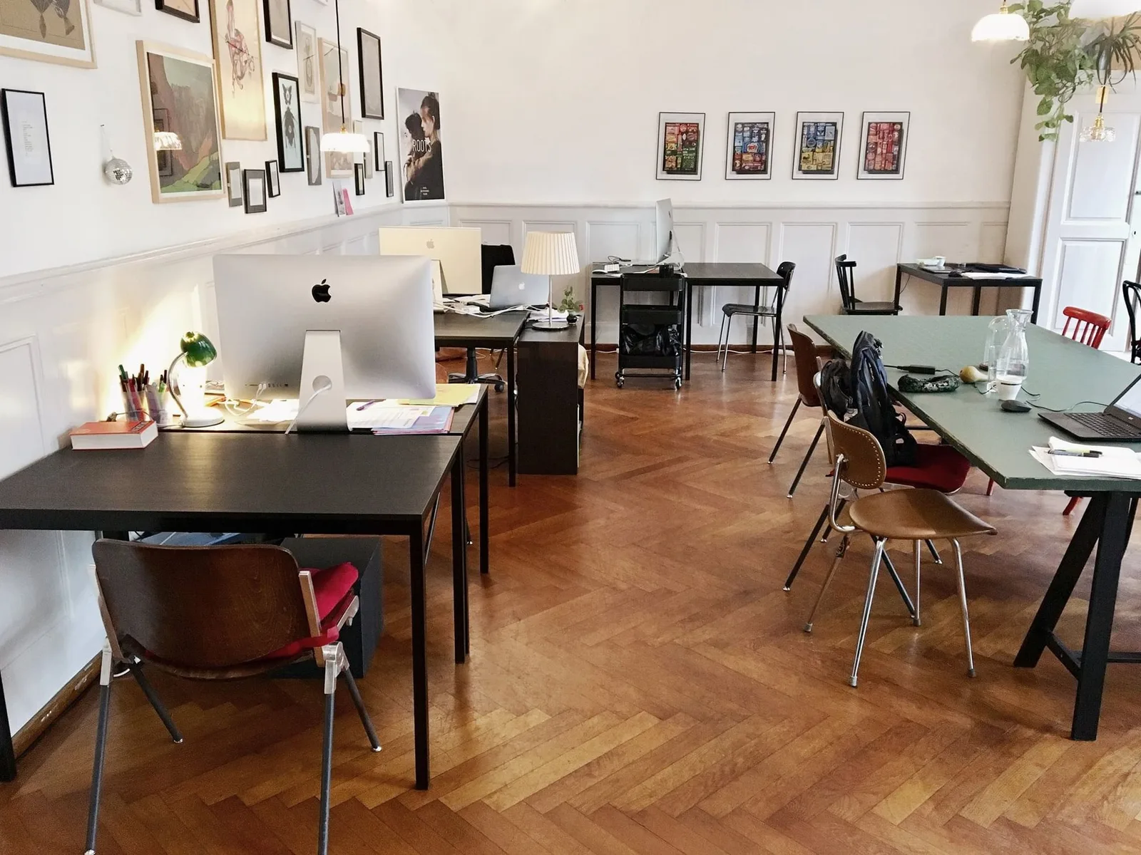 Der Hauptsitz, Open-plan office, Bern