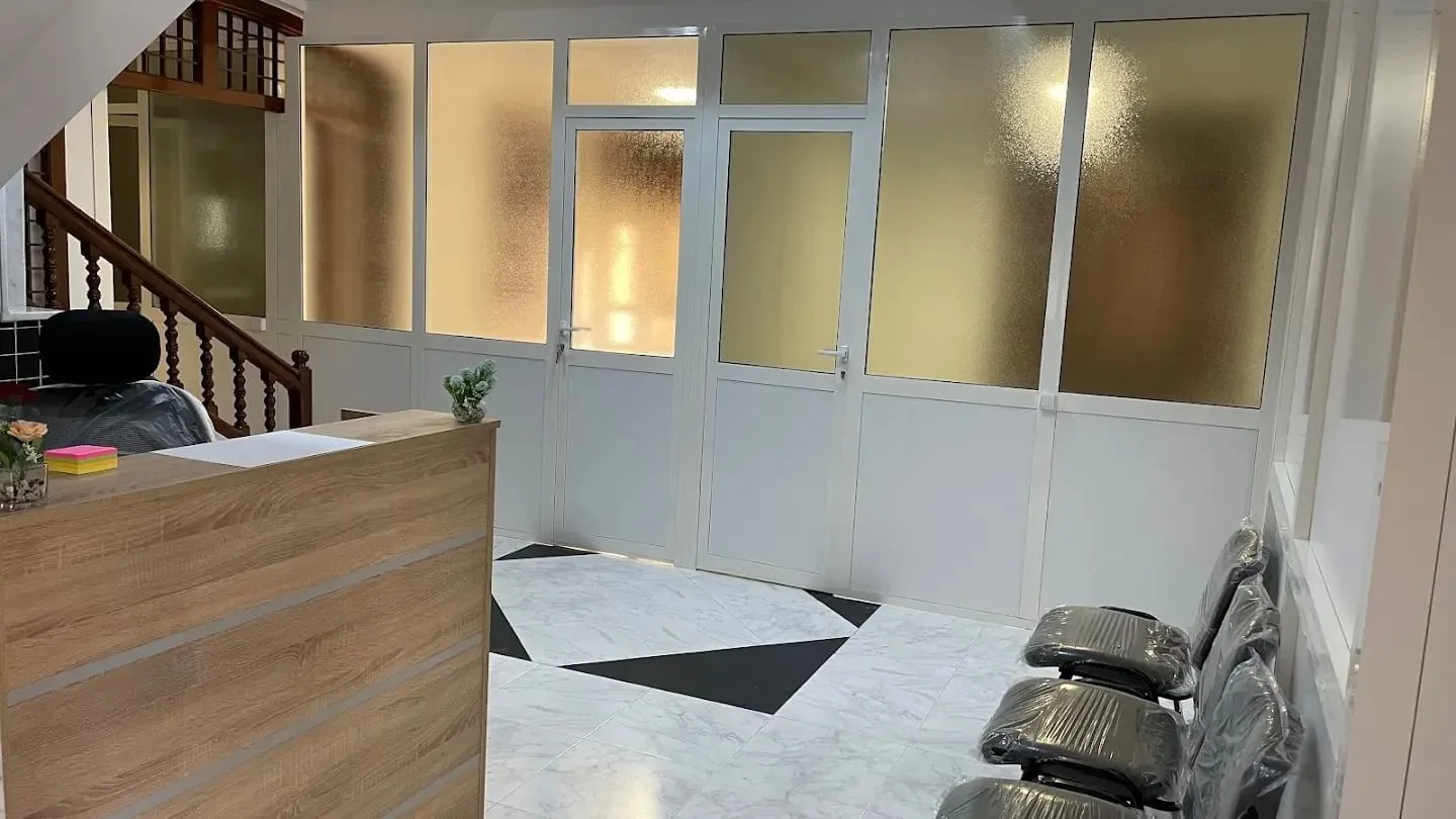 Hay Riad Business Center، الاستقبال، الرباط