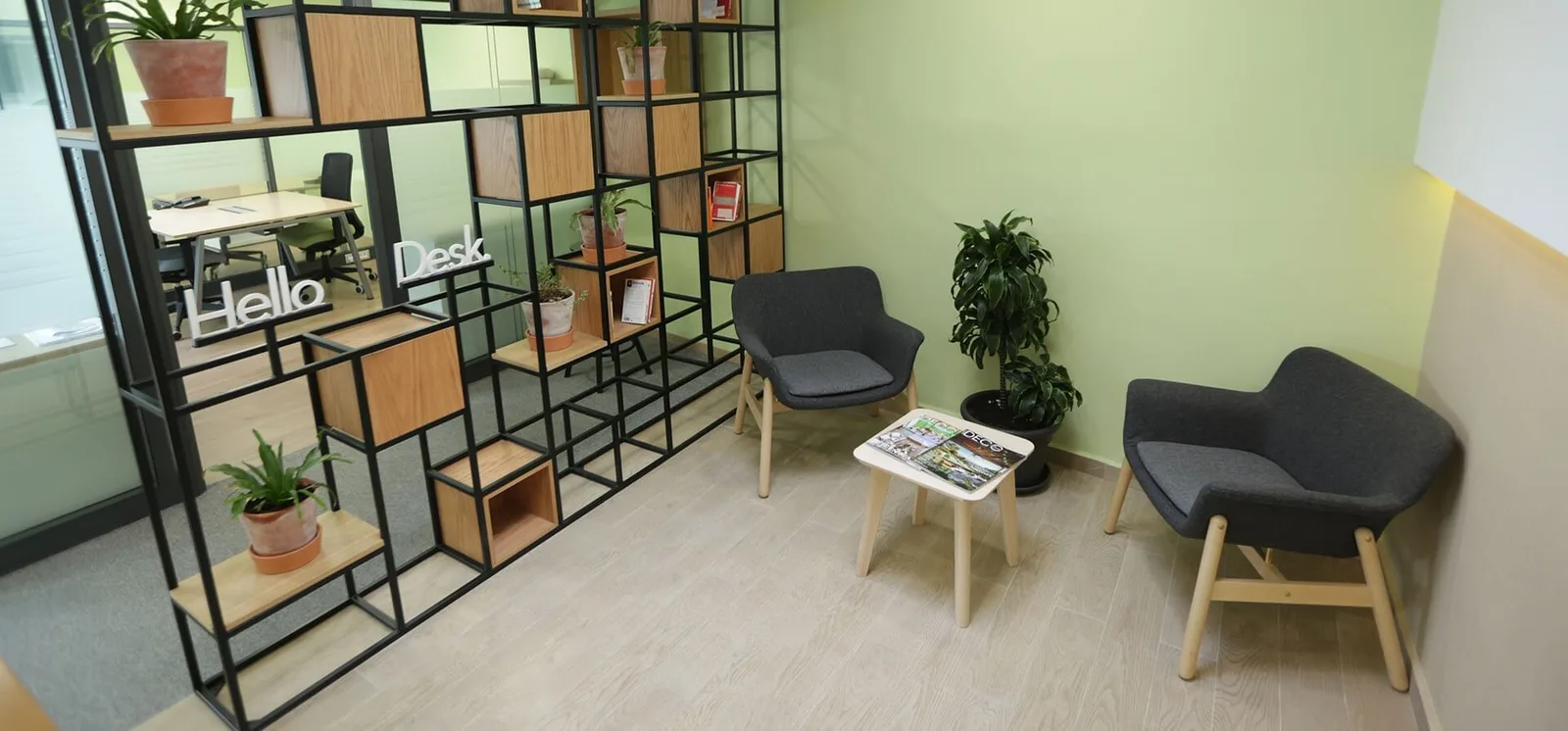 Hello Desk, Lounge, Casablanca