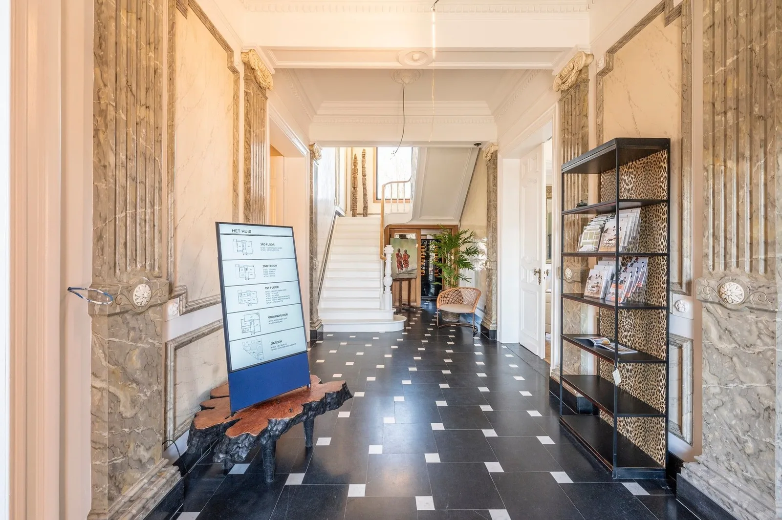 Het Huis Bornem, Reception, Bornem