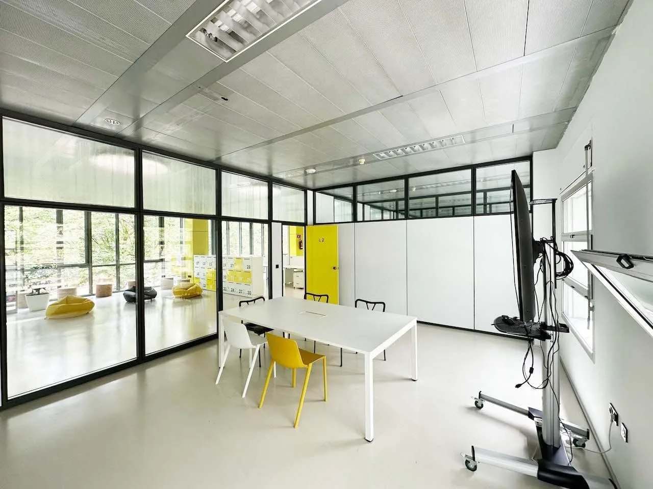 Hibridalab, Salle de réunion 4 personnes, Gasteiz