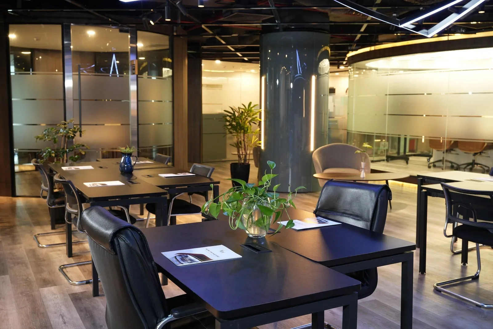 Hilink 4 Ton That Tung Street, Coworking space, Hanoi