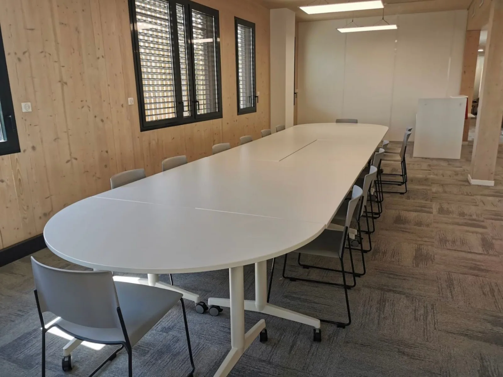 Hiptown Docks Libres, Besprechungsraum für 14 Personen, Marseille 3e