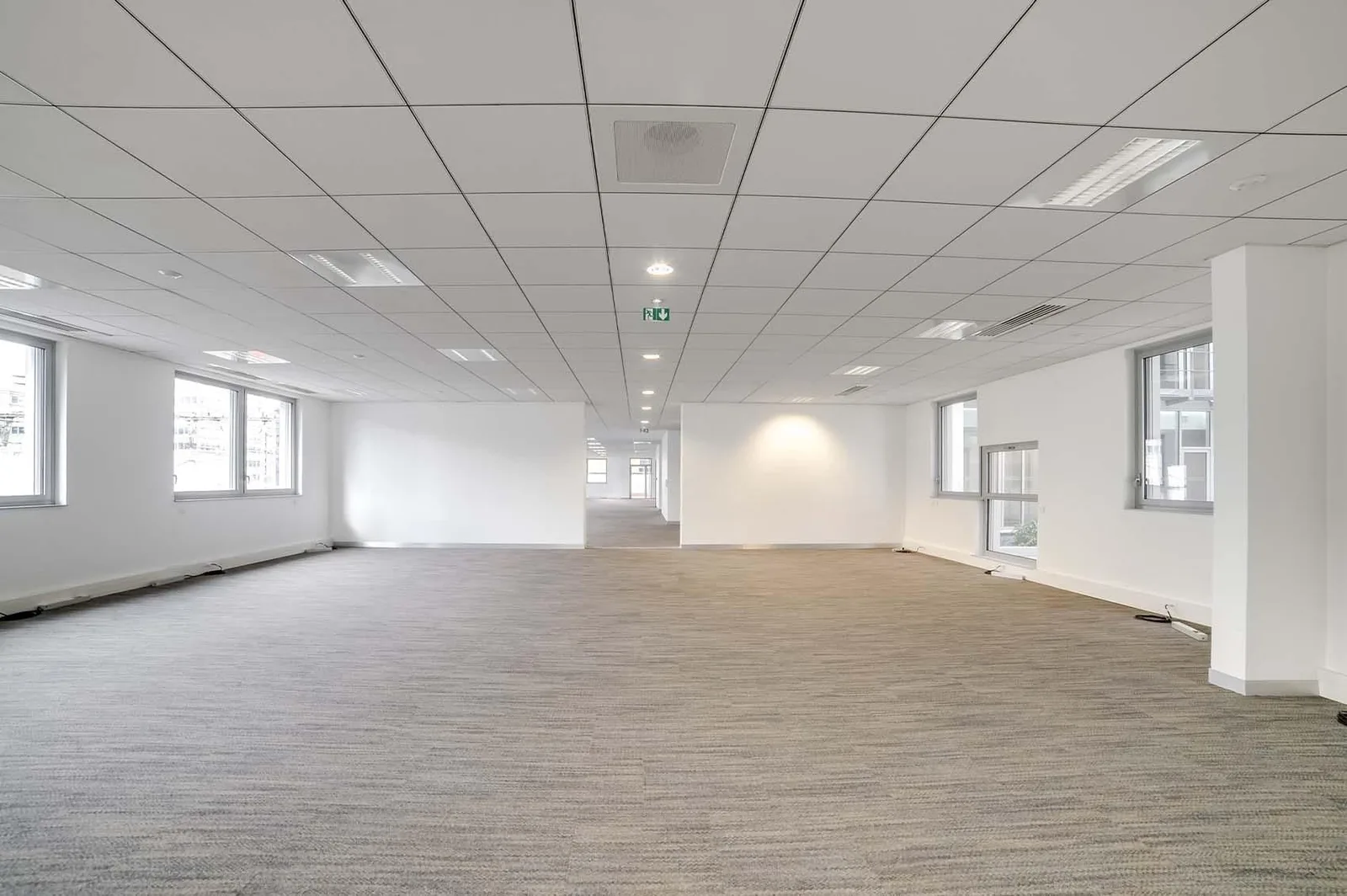 Hiptown Lyon Equinox, Open-plan office, Lyon 3e
