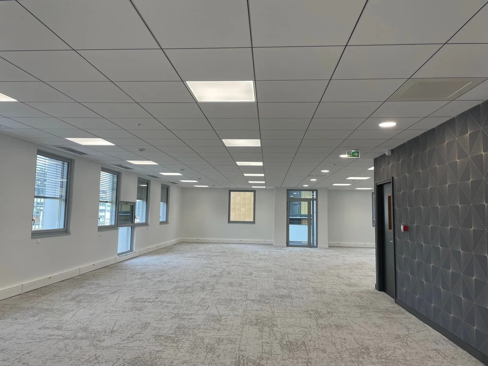 Hiptown Lyon Equinox, Open-plan office, Lyon 3e