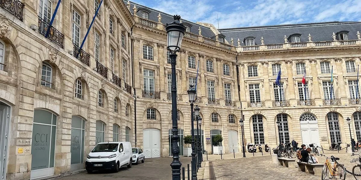 Hiptown Place de la Bourse, Gebäudefassade, Bordeaux