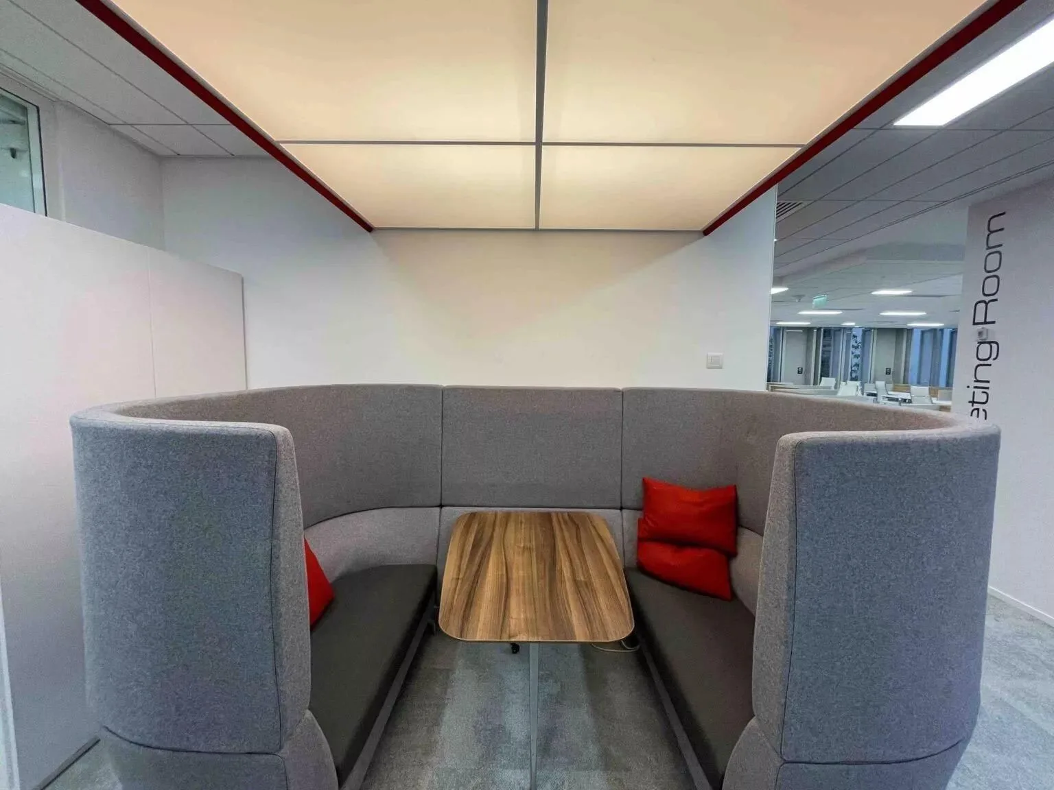 Hiptown Raspail Montparnasse, Besprechungsraum für 4 Personen, Paris 6e