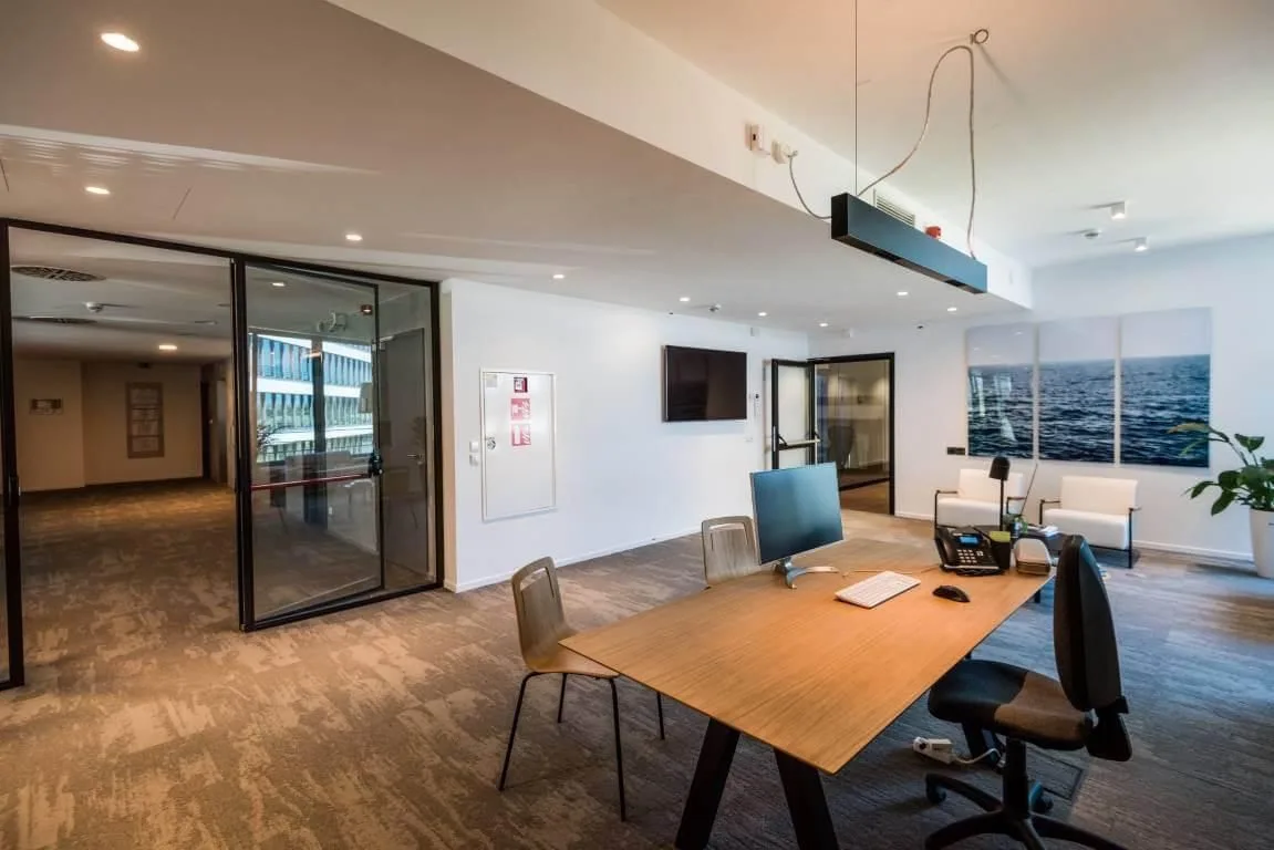 Hive Business Offices, Privatbüro mit 3 Arbeitsplätzen, Luxembourg City