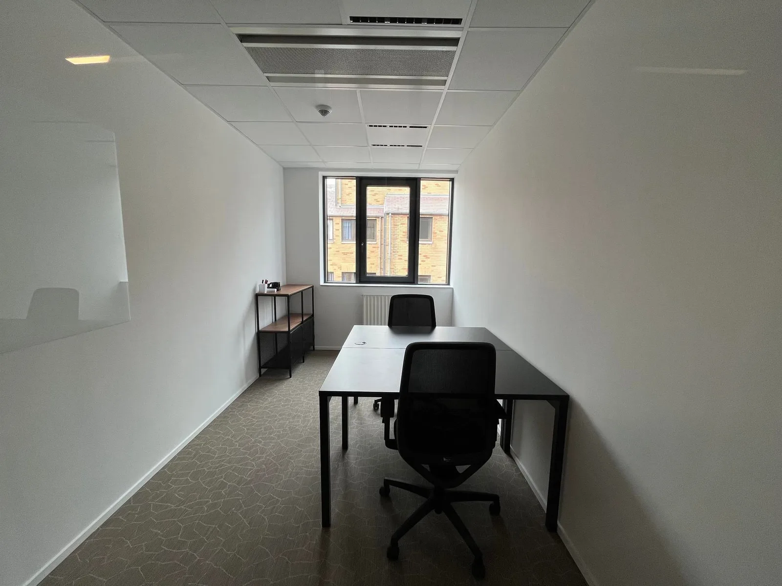 Hive5 Louvain-La-Neuve, Private office, 4 desks, Ottignies-Louvain-la-Neuve
