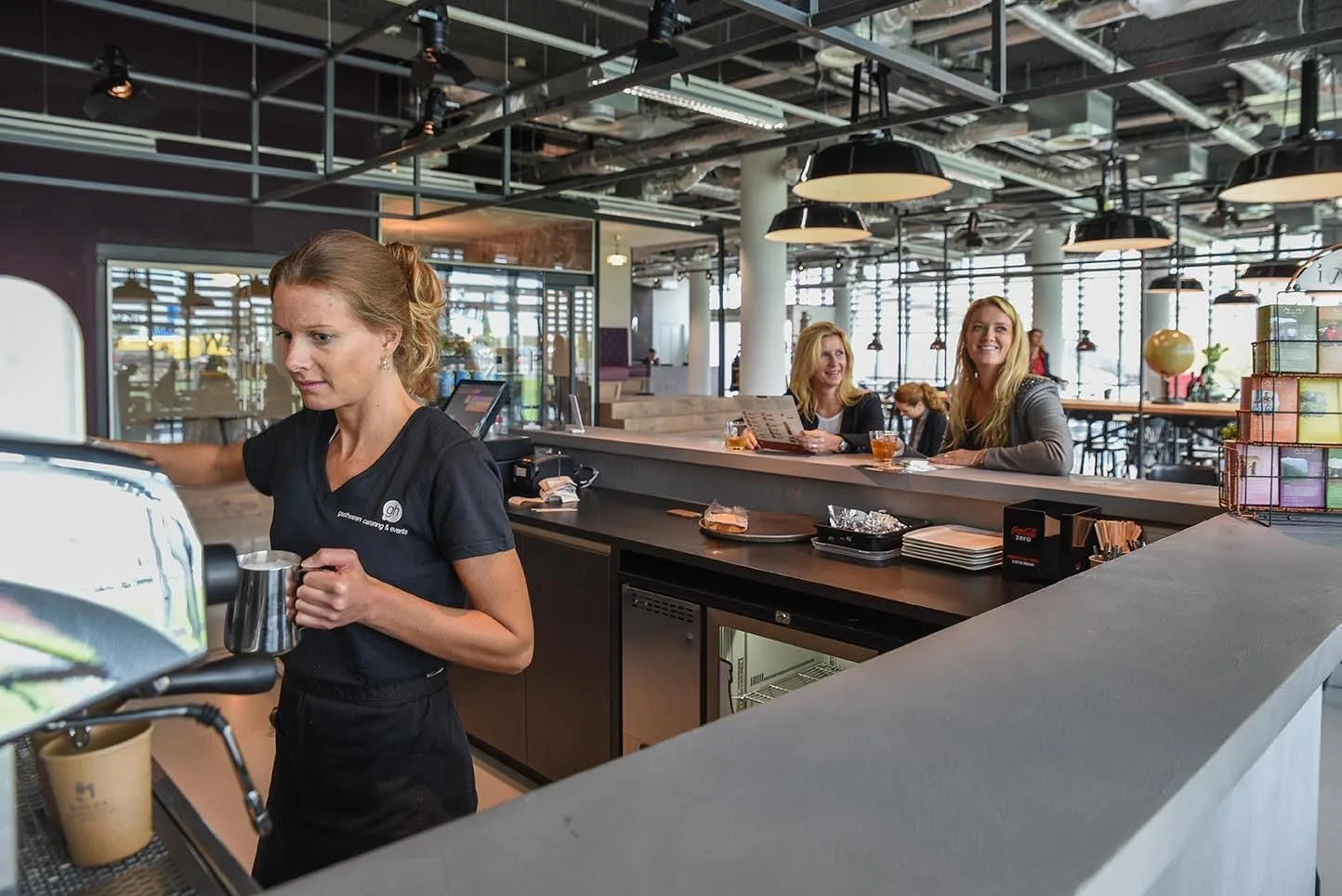 HNK Den Haag, Cafétéria, La Haye