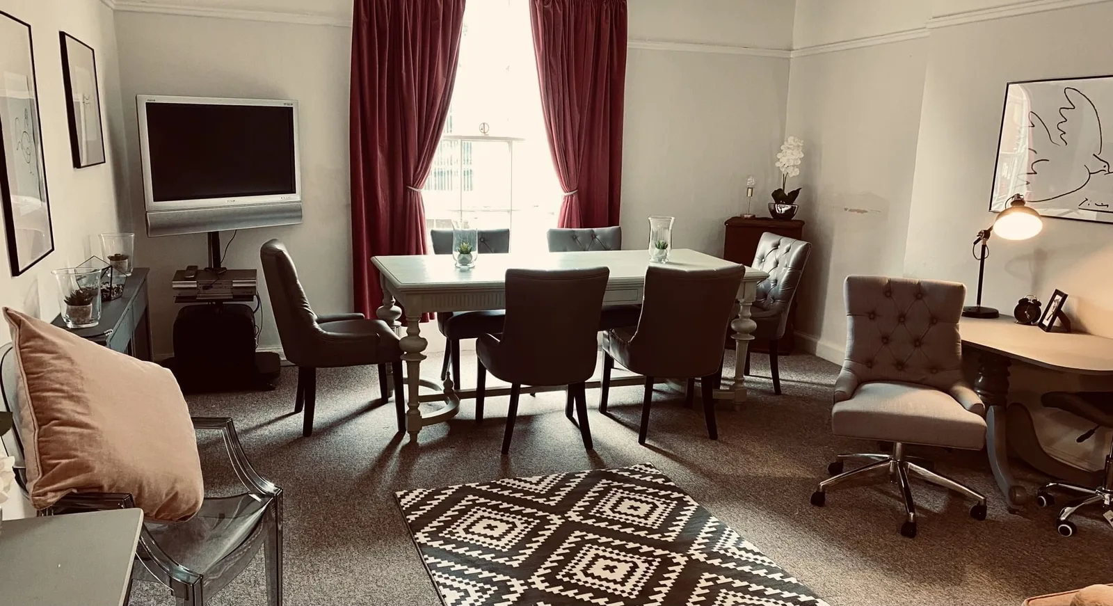 Home of Offices, Salle de réunion 6 personnes, Wrexham