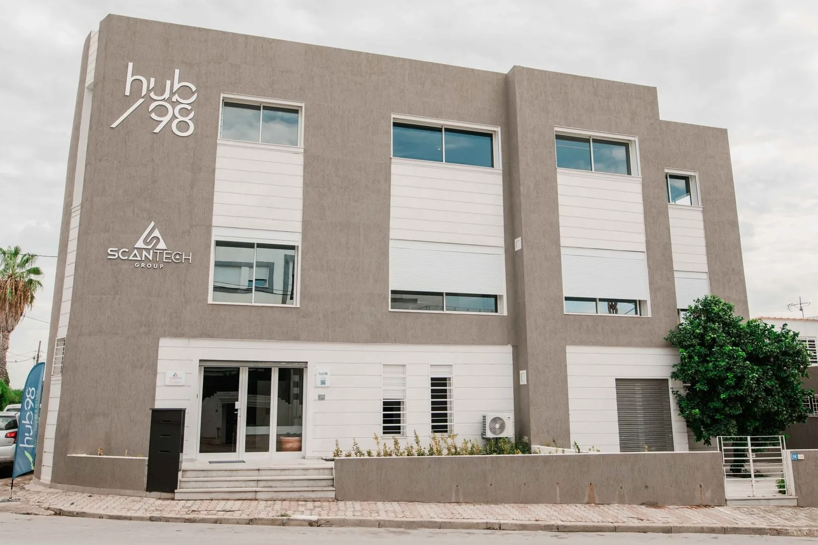 Hub 98 Coworking, Façade, Ariana